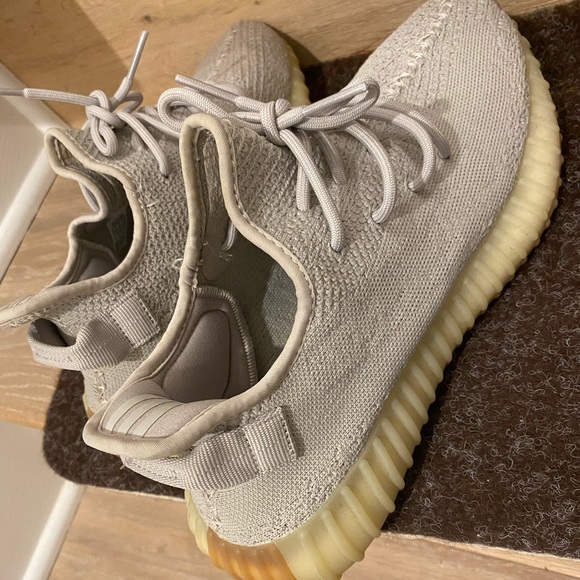 Yeezy Boost 350 V2 ‘Sand Taupe’ Size 11.5 US - Picture 2 of 6